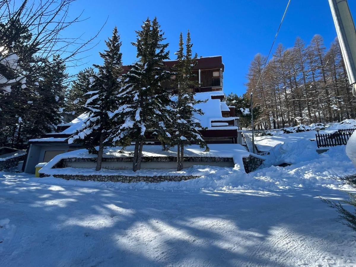La Pigna Sbarazzina Apartment Rocca di Cambio Luaran gambar